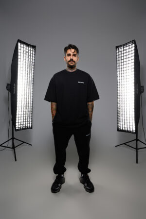 Privates parts oversized tee